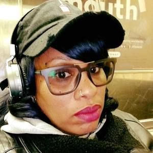 Meet your Posher, Tonisha